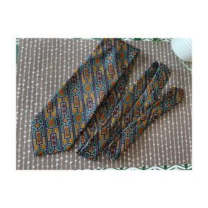 BSL Celtic Tie Collection Hand Finished Necktie Multicolor 56.5x4"